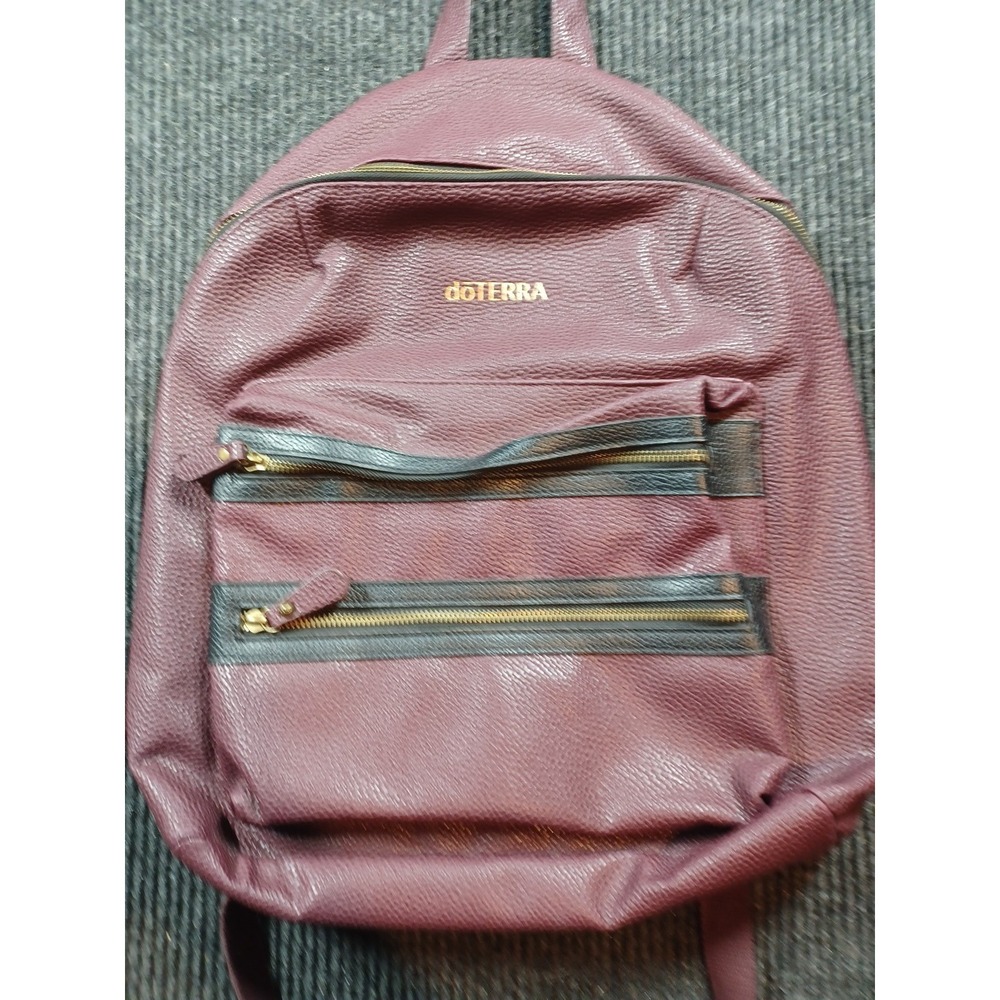 doTERRA Backpack Womens Medium Plum Excellent Sustainable Vegan Leather Zip Bag